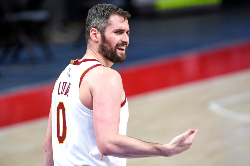  班凯罗新秀惊艳魔术爆冷击败绿军震联盟  